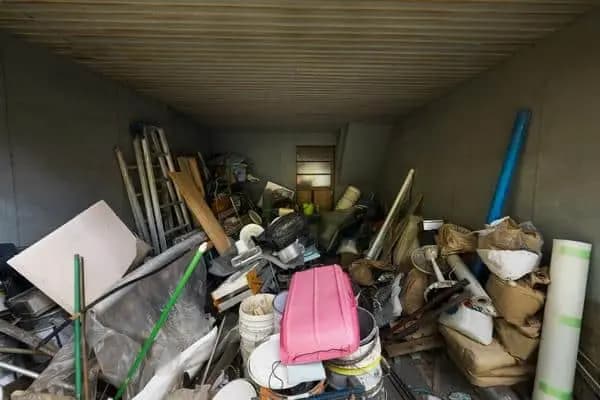 Vorher: Chaotische Wohnungssituation