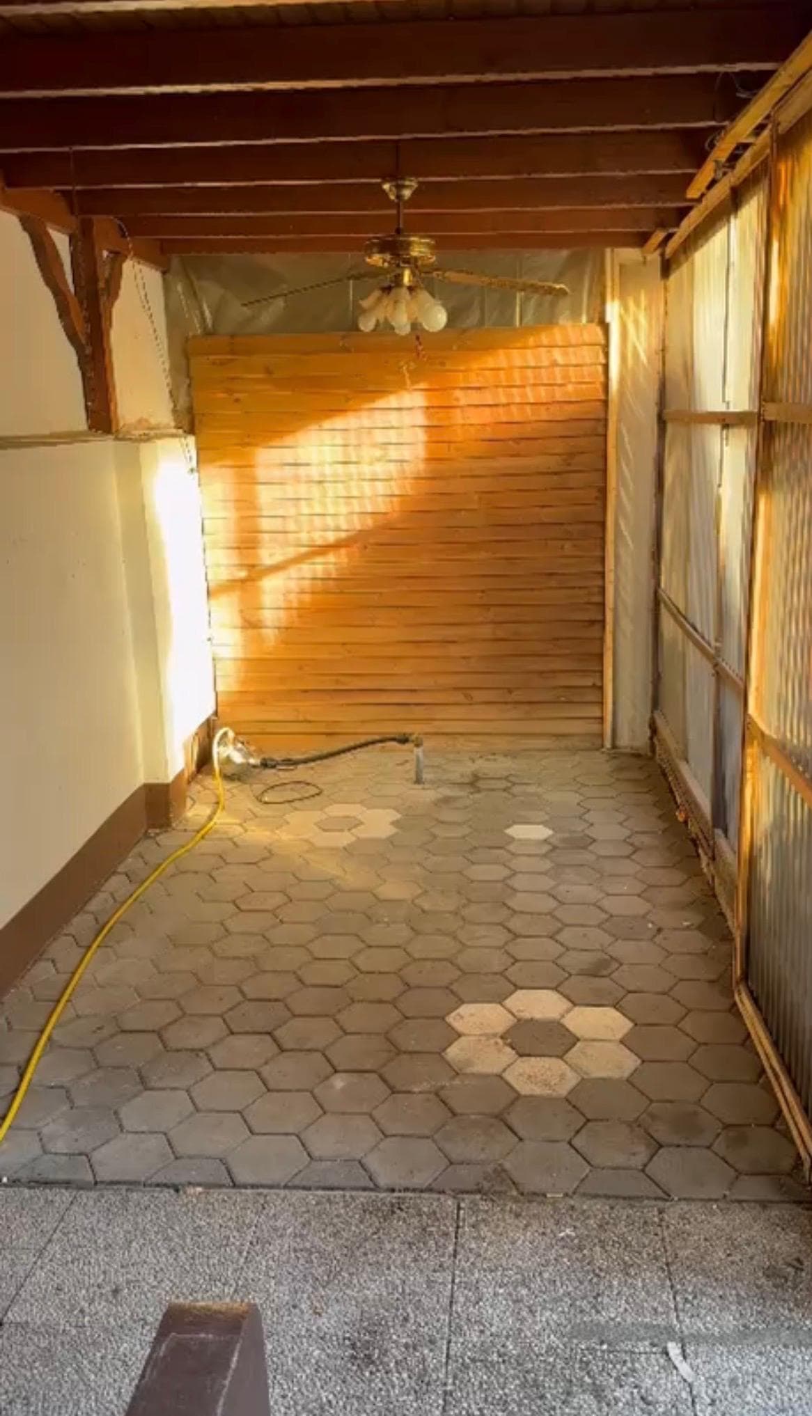 Sauberer Eingangsbereich nach besenreiner Übergabe