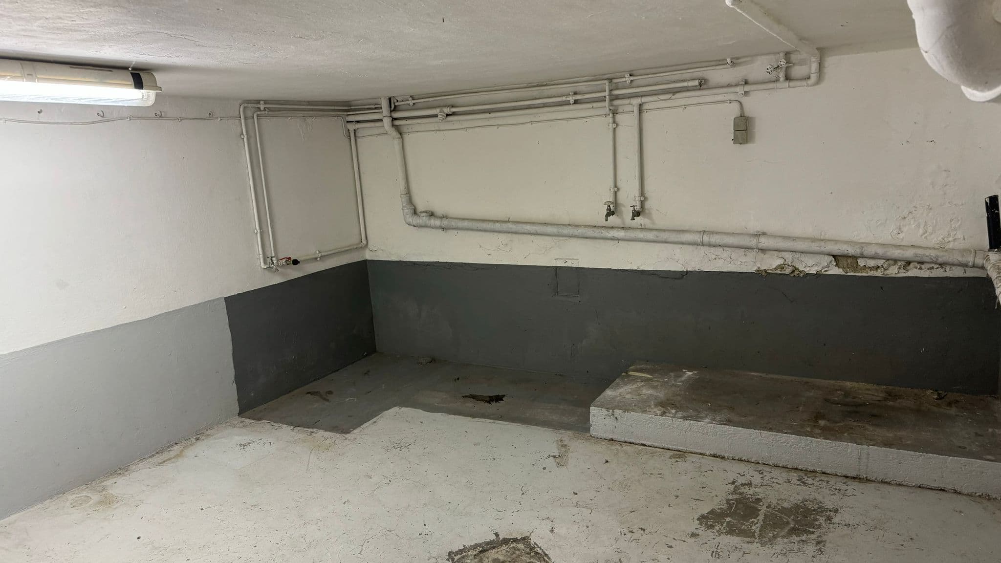 Freigeräumter Keller nach Abschluss